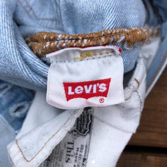 Levis Jeans - Picture 4 of 5
